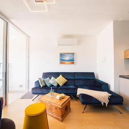 Glamorous With Panoramic Views Apartament *