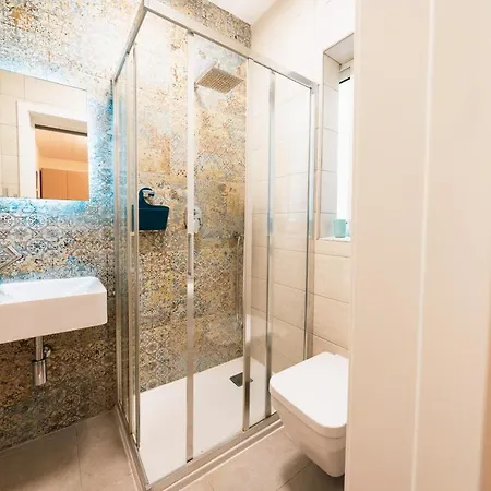 Glamorous With Panoramic Views Apartament