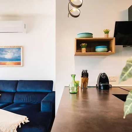 Glamorous With Panoramic Views Apartament *