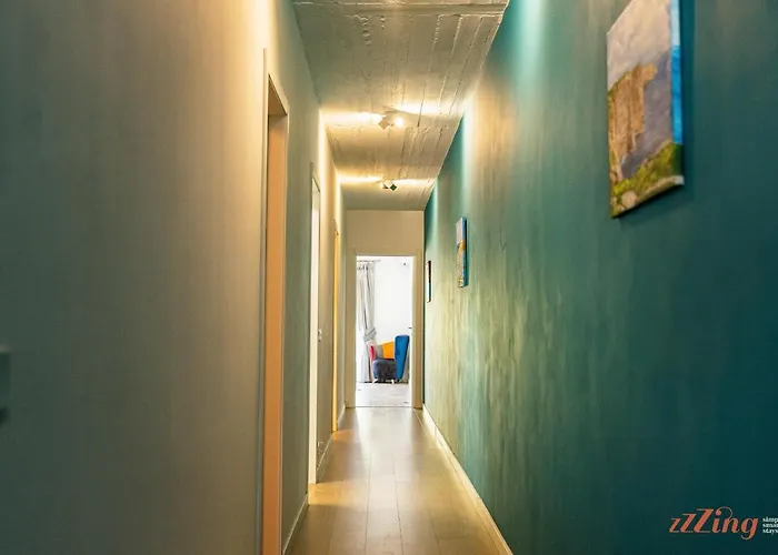 Glamorous With Panoramic Views *