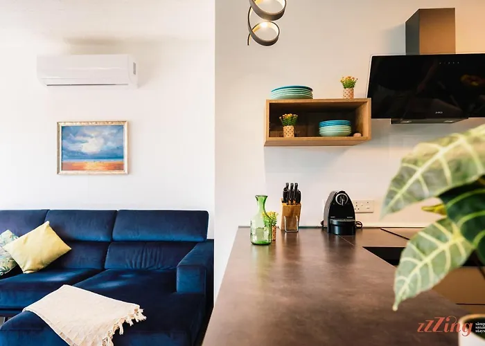 Glamorous With Panoramic Views Daire *